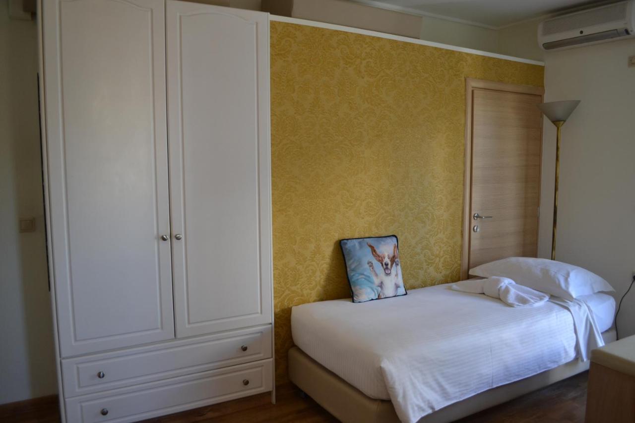 Rivitel Marousi Apartments Атина Екстериор снимка