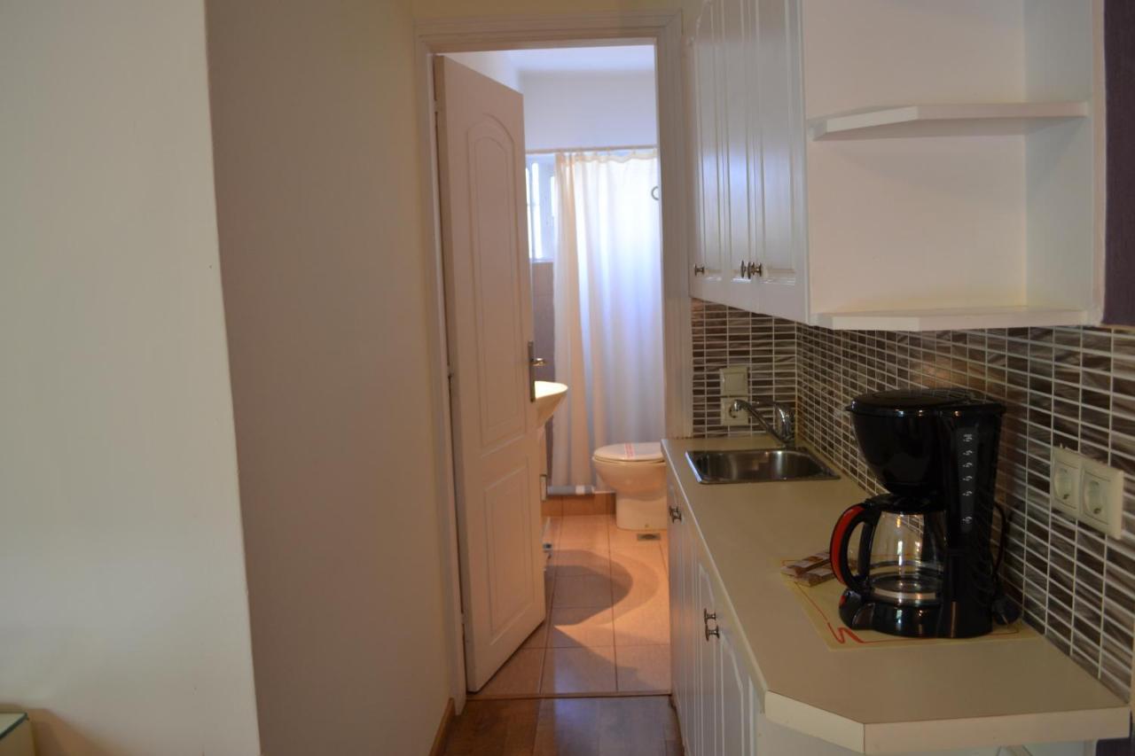 Rivitel Marousi Apartments Атина Екстериор снимка